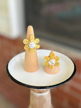 Load image into Gallery viewer, The Jessie Collection - Flower Ring
