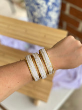 Load image into Gallery viewer, The Jessie Collection - Thick Bangle