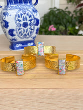 Load image into Gallery viewer, Shimmery Summer Statement Bangle