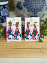 Load image into Gallery viewer, Tania's Flowers - Medium Bell