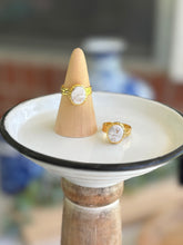 Load image into Gallery viewer, The Jessie Collection - Small Oval Ring