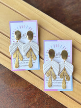 Load image into Gallery viewer, Whispered White - Half Scallop & Gold Leaf