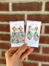 Load image into Gallery viewer, The Spring Bouquet - Marbled Rectangle