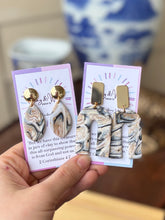 Load image into Gallery viewer, Marbled Golden Sand Collection - Large Arch