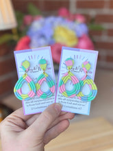 Load image into Gallery viewer, The Pastel Primrose - Round Teardrop