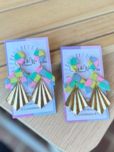 Load image into Gallery viewer, The Pastel Primrose - Arrow and Gold Fan