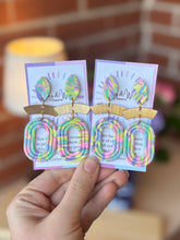 Load image into Gallery viewer, The Pastel Primrose - Marbled Oval & Gold