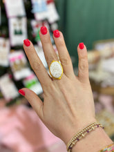 Load image into Gallery viewer, Winter White - Statement Oval Ring