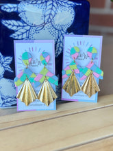 Load image into Gallery viewer, The Pastel Primrose - Arrow and Gold Fan