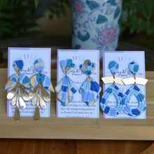 Load image into Gallery viewer, Blue Kaleidoscope - Scalloped Dangle