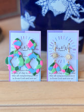 Load image into Gallery viewer, The Spring Bouquet - Scalloped Teardrop