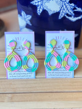 Load image into Gallery viewer, The Pastel Primrose - Round Teardrop