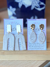 Load image into Gallery viewer, The White Rose - Large Arch