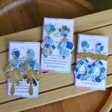 Load image into Gallery viewer, Blue Kaleidoscope - Scalloped Dangle
