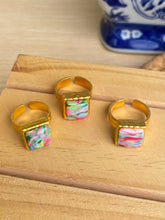 Load image into Gallery viewer, Marbled Summer Square Ring
