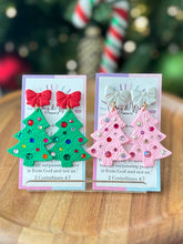 Load image into Gallery viewer, Rhinestone Christmas Tree  - Cheerful Green
