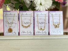 Load image into Gallery viewer, Diamond Flowers Curved Bar Necklace
