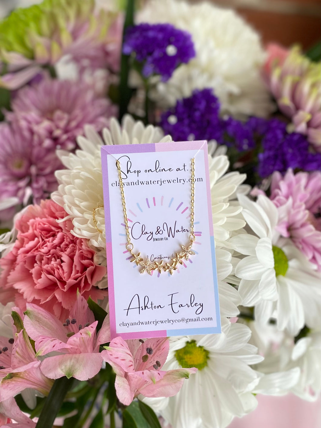 Diamond Flowers Curved Bar Necklace