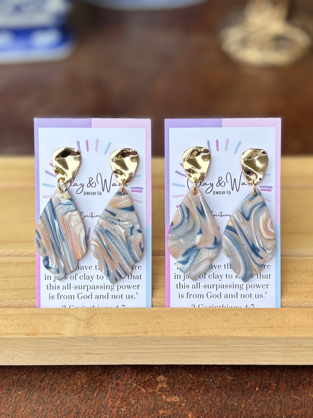 Marbled Golden Navy Neutrals - Scallop Teardrop