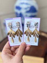 Load image into Gallery viewer, Marbled Golden Sand Collection - Gold Leaf Dangle
