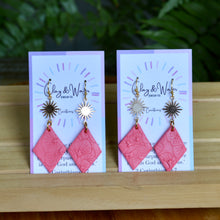 Load image into Gallery viewer, Perfectly Peach - Diamond &amp; Fishhook
