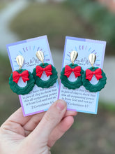 Load image into Gallery viewer, Christmas Wreaths - Green &amp; Red Bow
