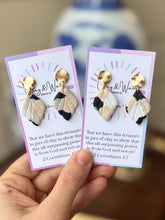 Load image into Gallery viewer, Calico Collection - Small Drop
